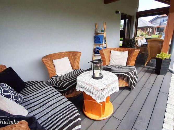 מילנקו Holiday Home With A Terrace, Sauna, Jacuzzi מראה חיצוני תמונה